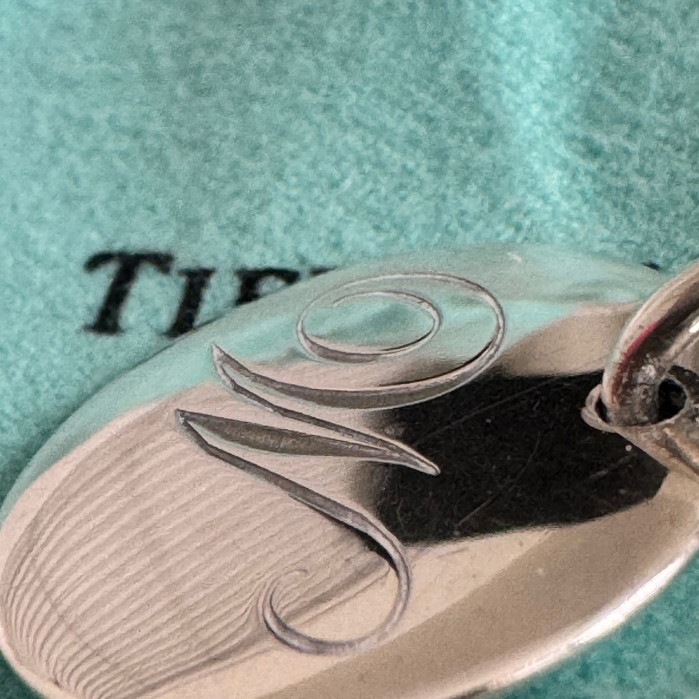 Tiffany & Co. Silver Notes Alphabet disc charm pendant letter W - Picture 2 of 7